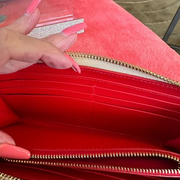 CHRISTIAN LOUBOUTIN STUDDED WALLET CREAM W/IRIDESCENT EUC GORGEOUS - Picture 8 of 12